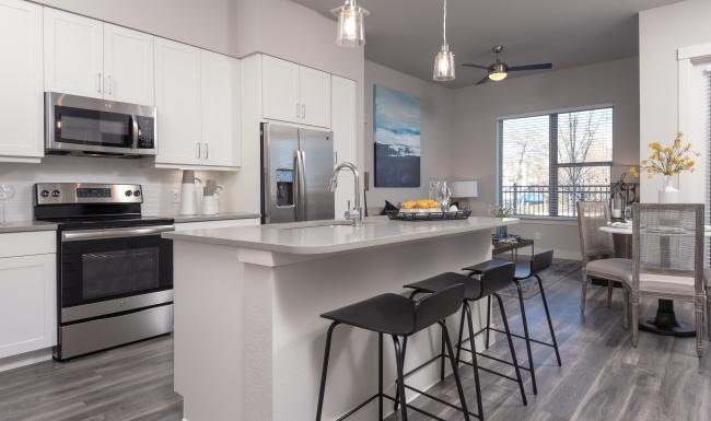pendant lighting over kitchen island